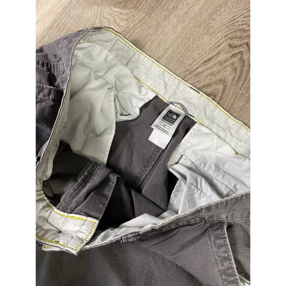 The North Face Men’s 38 Gray Nylon Pants Hiking Outdoor Lightweight A5 Series‎ - Picture 8 of 10